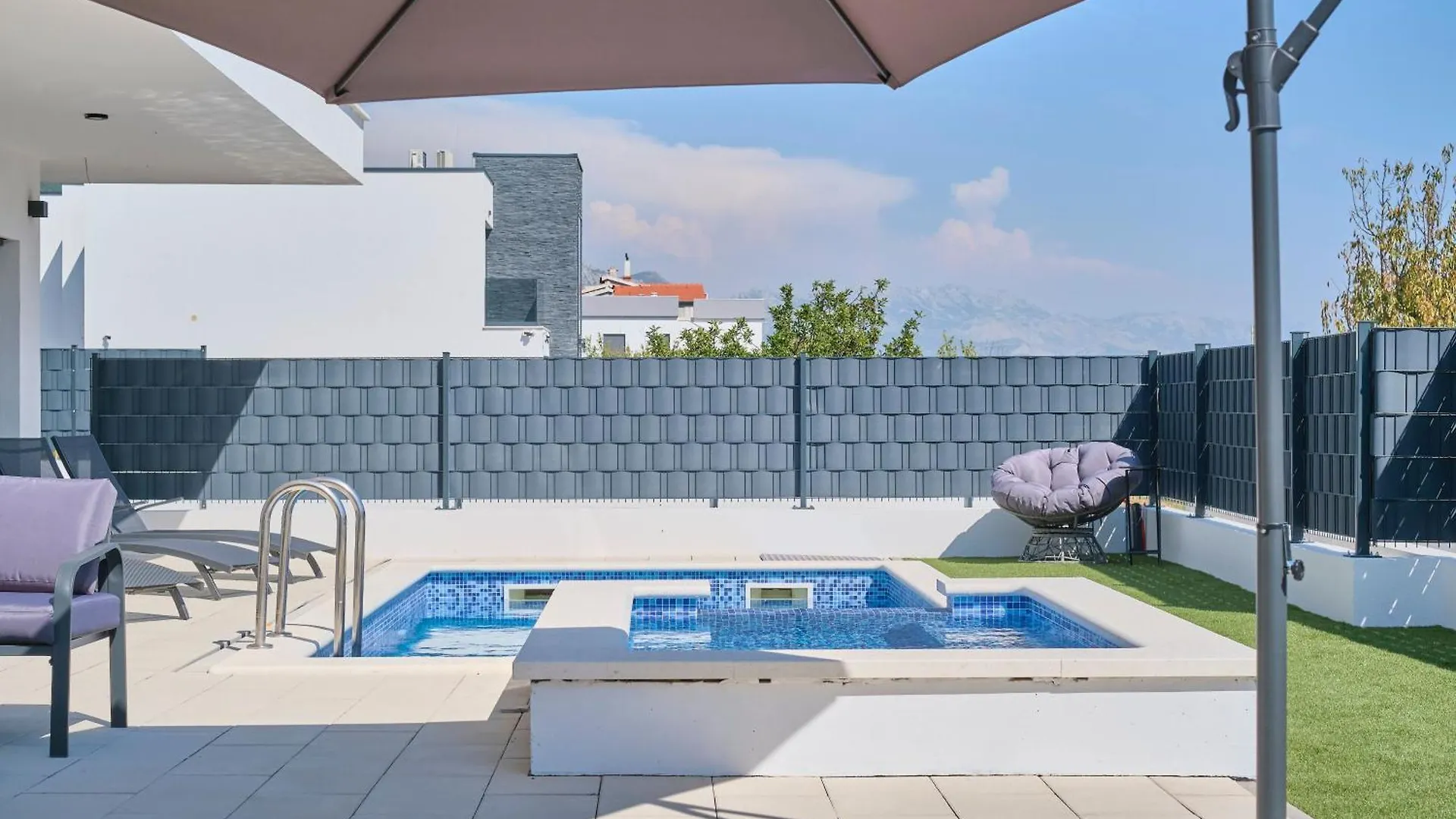 Villa Adria Traum Kastela 0*,  Croatia